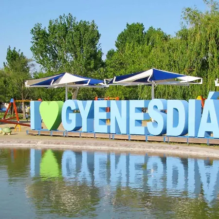 16 Gyenesdiás